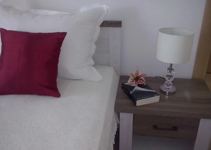 Blue Lagoon * Τρογκίρ