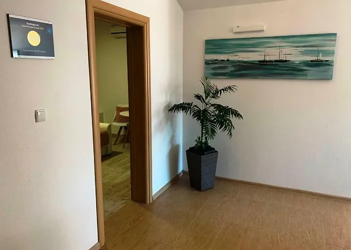 Blue Lagoon Διαμέρισμα Τρογκίρ