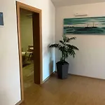 Blue Lagoon 公寓 特罗吉尔