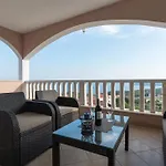 Blue Lagoon Apartment