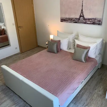 شقة Blue Lagoon تروغير